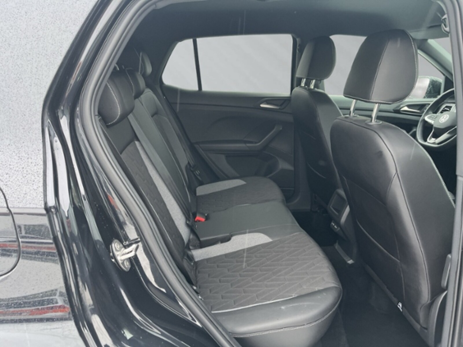 Volkswagen T-Cross – Bild 12