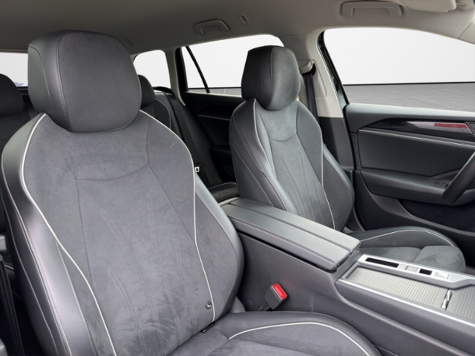 Volkswagen Passat – Bild 14