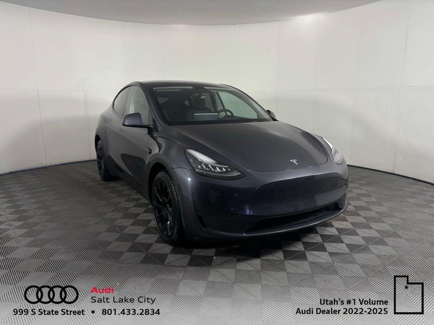 2022 Tesla Model Y Long Range Dual Motor All-Wheel Drive's photo