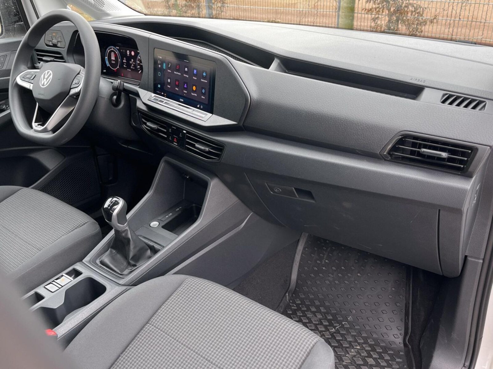 Volkswagen Caddy Maxi Cargo – Bild 7