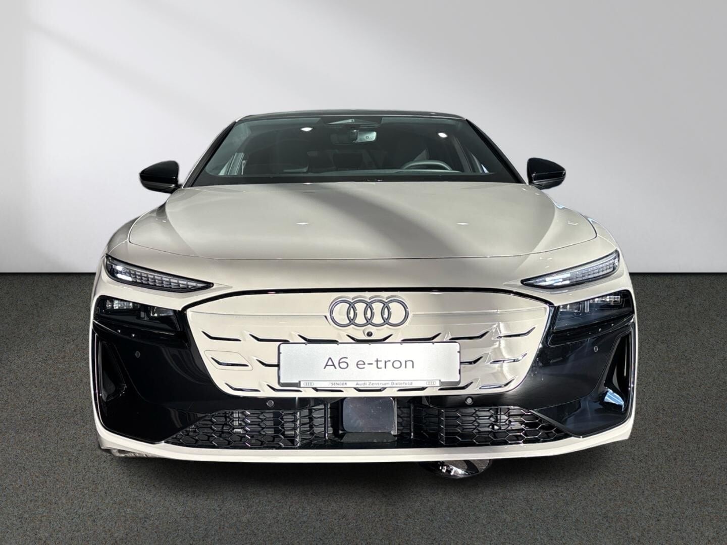 Bild über Audi A6 Avant e-tron e-tron performance - für weitere Informationen kontaktieren Sie den Audi Partner