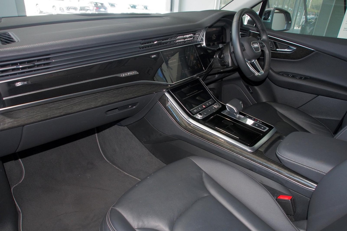 Image about Audi Q7 45 TDI quattro tiptronic