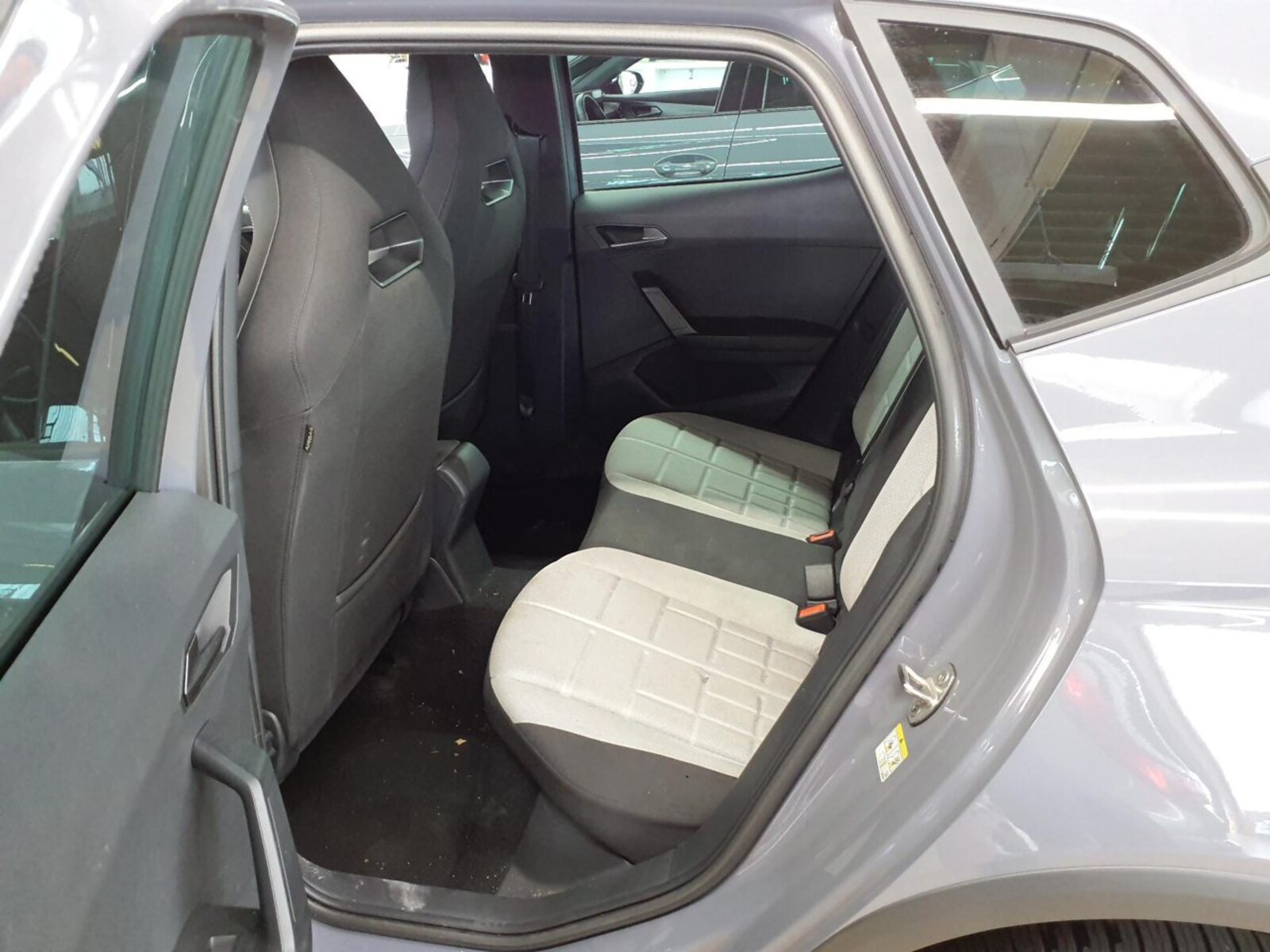 SEAT Arona – Bild 6