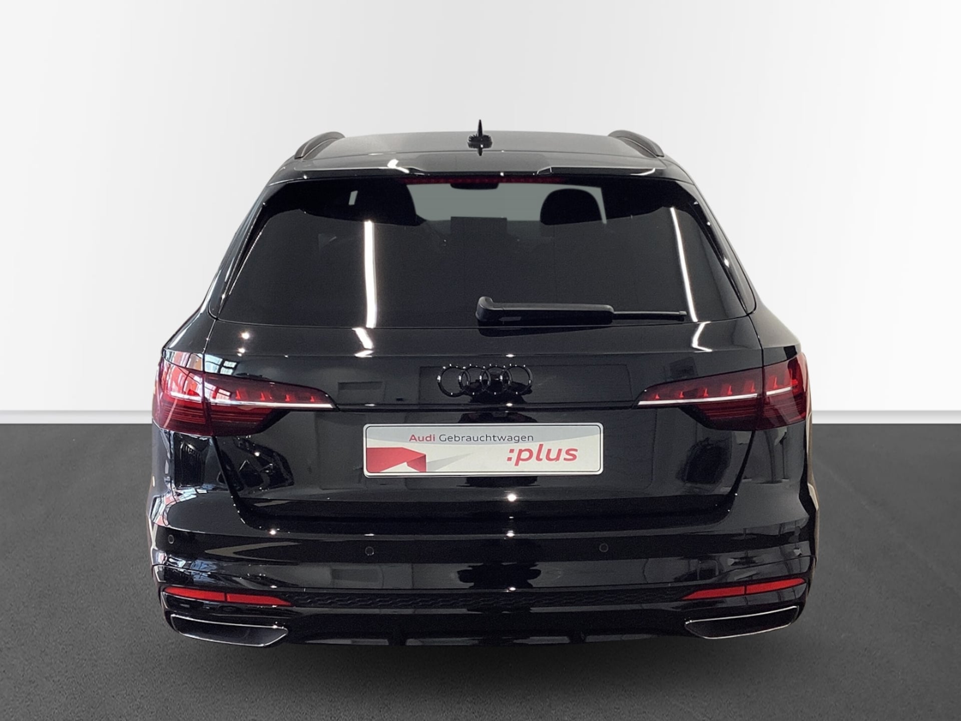 Audi A4 Avant S line