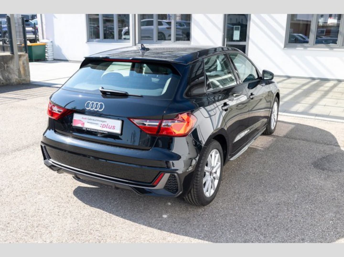 Bild über Audi A1 Sportback S line 25 TFSI S tronic - für weitere Informationen kontaktieren Sie den Audi Partner