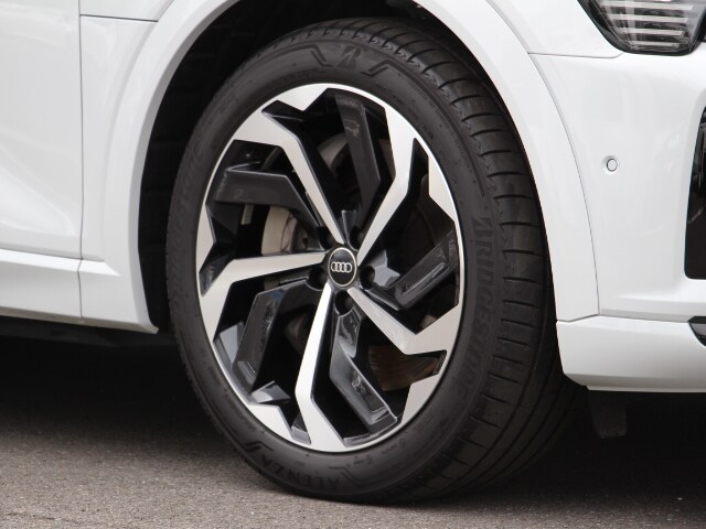 Image about Audi Q8 Sportback e-tron 55 e-tron S line