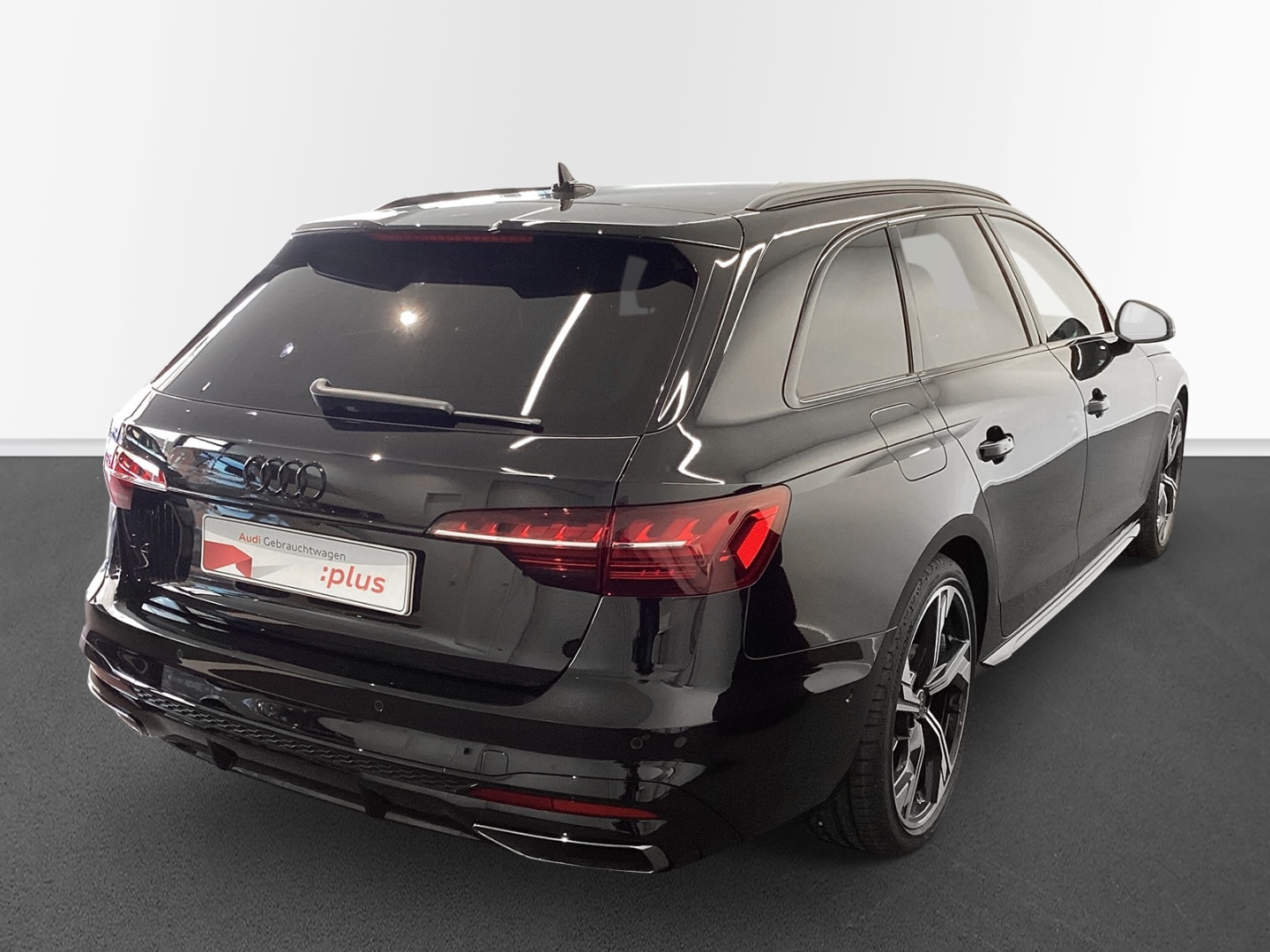 Bild über Audi A4 Avant S line 35 TFSI S tronic - für weitere Informationen kontaktieren Sie den Audi Partner