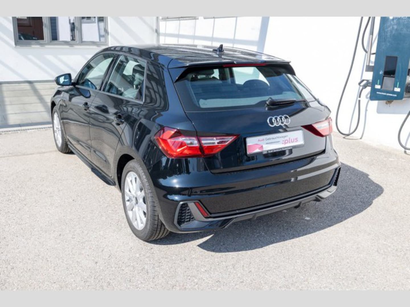 Bild über Audi A1 Sportback S line 25 TFSI S tronic - für weitere Informationen kontaktieren Sie den Audi Partner