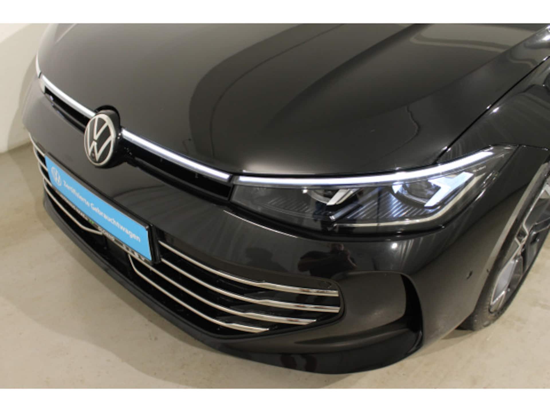 Volkswagen Passat Elegance