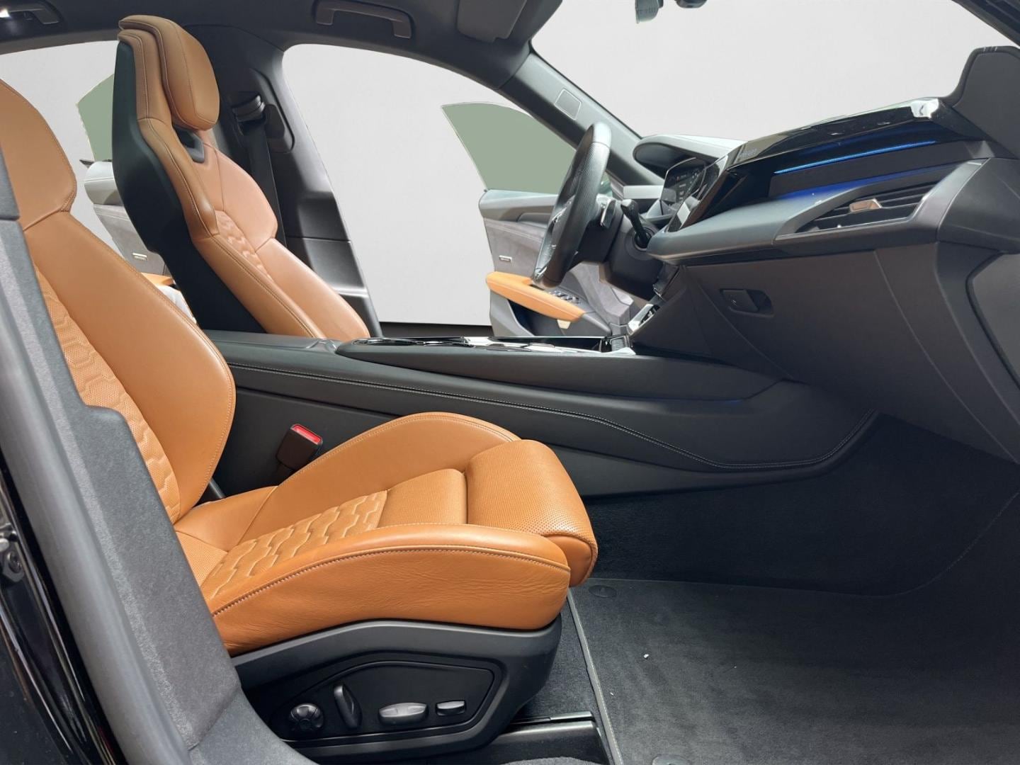 Image about Audi e-tron GT e-tron quattro