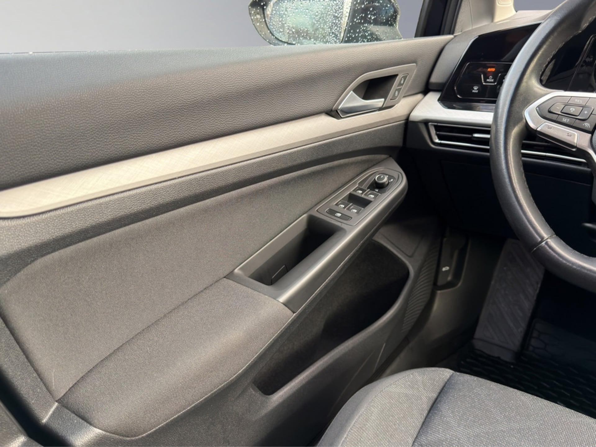 Volkswagen Golf Variant Life