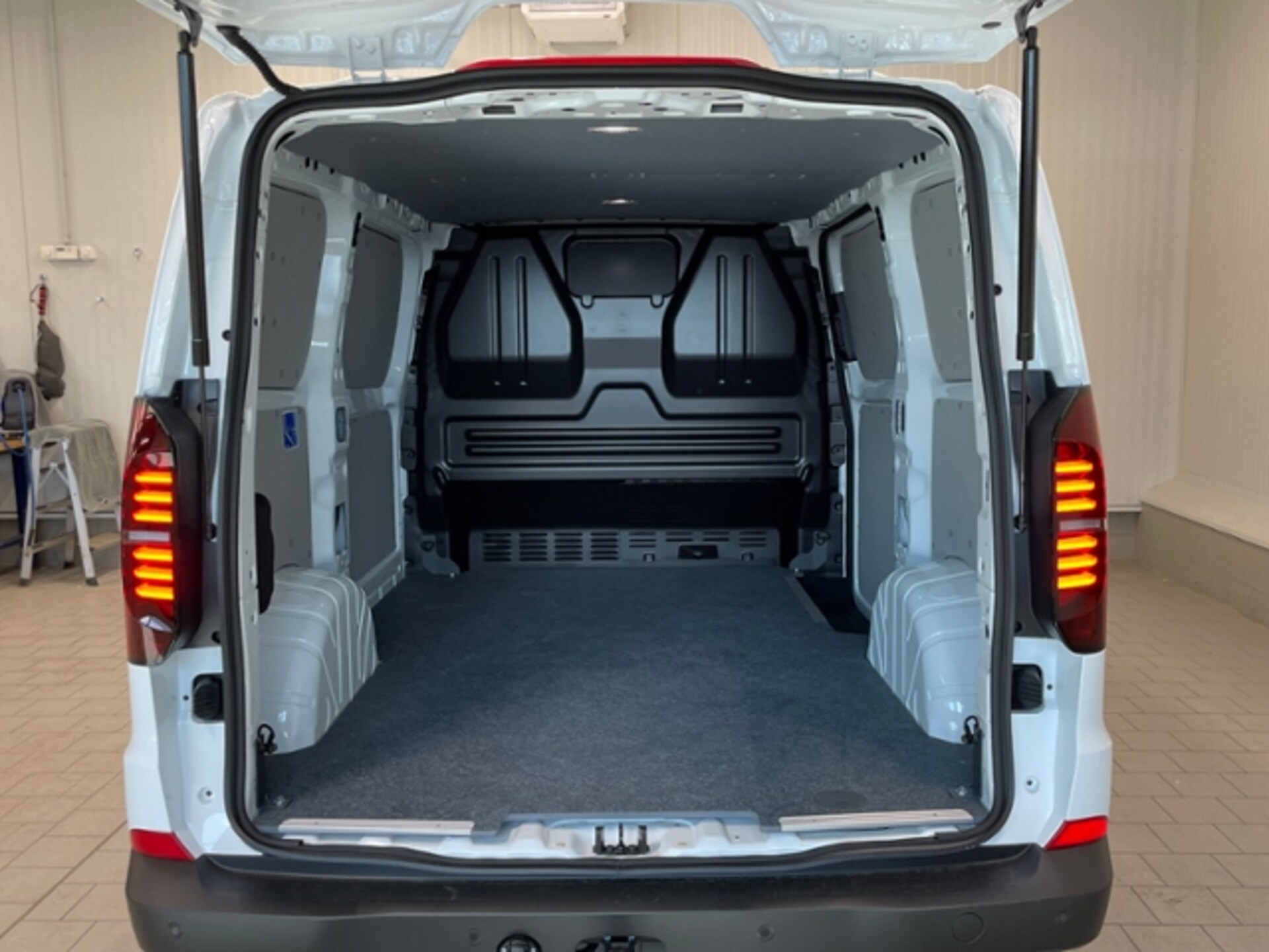 Volkswagen Transporter Kasten kurzer Radstand
