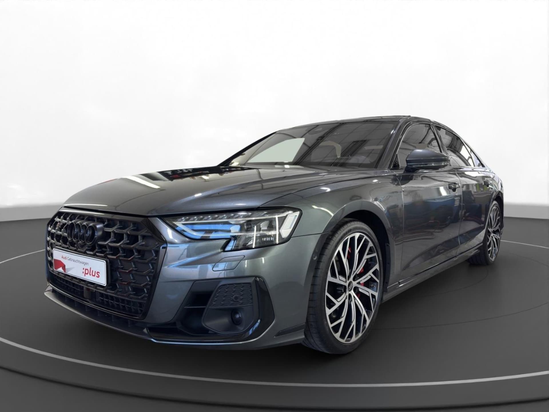 Audi S8