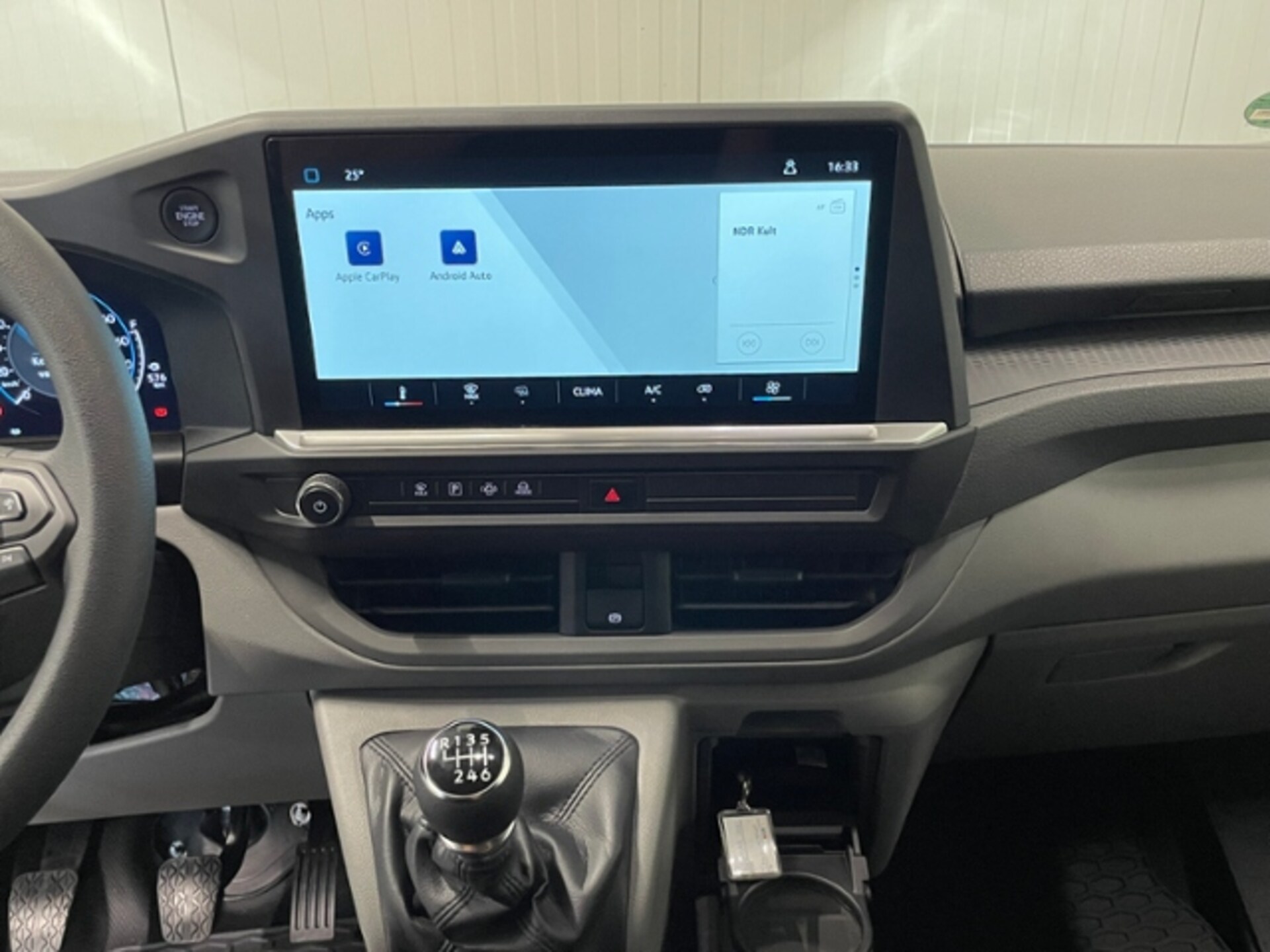 Volkswagen Transporter Kasten kurzer Radstand
