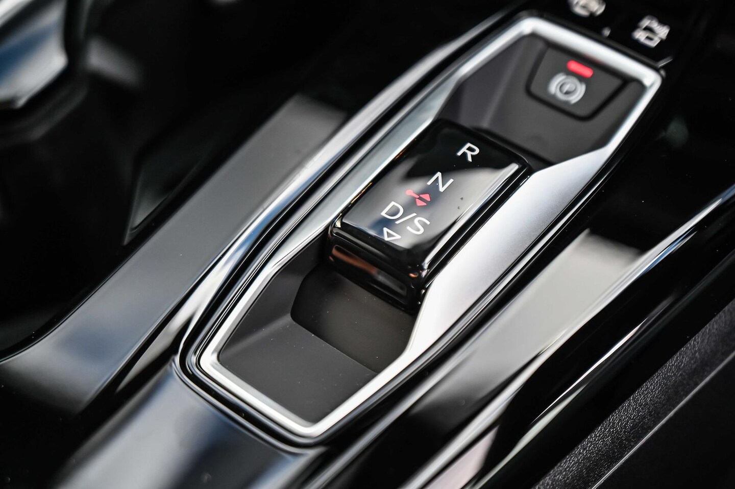 Image about Audi Q5 SUV TDI quattro 150 kW sport