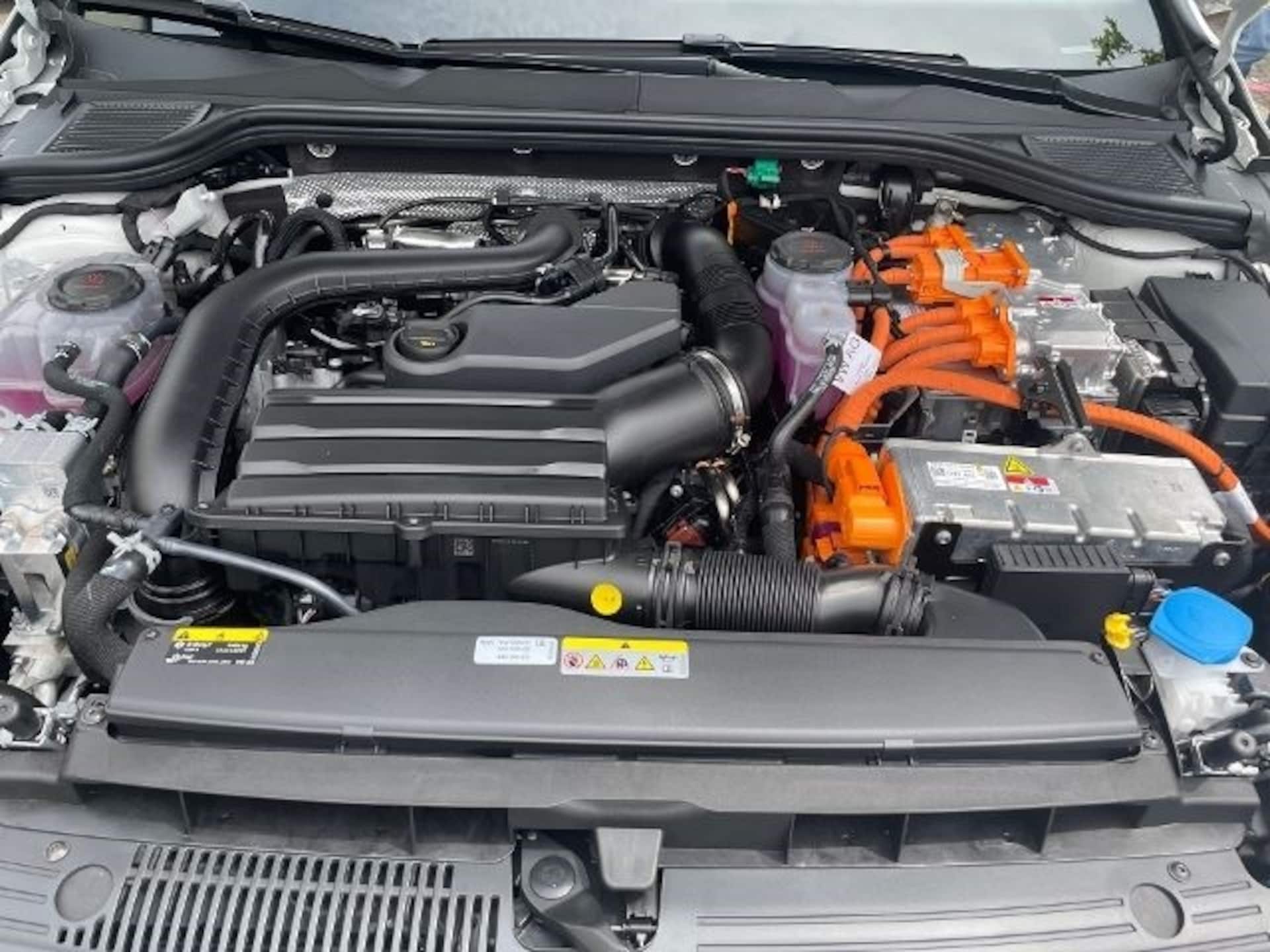 Volkswagen Golf GTE
