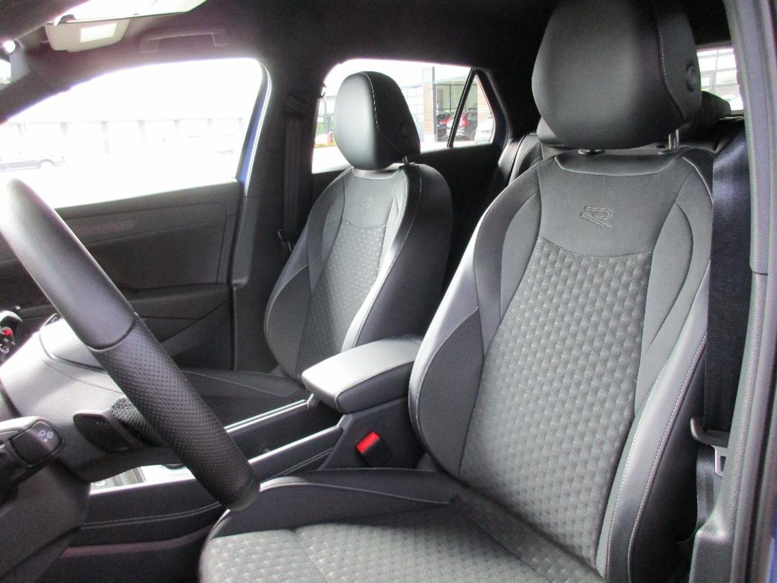 Volkswagen T-Roc – Bild 9