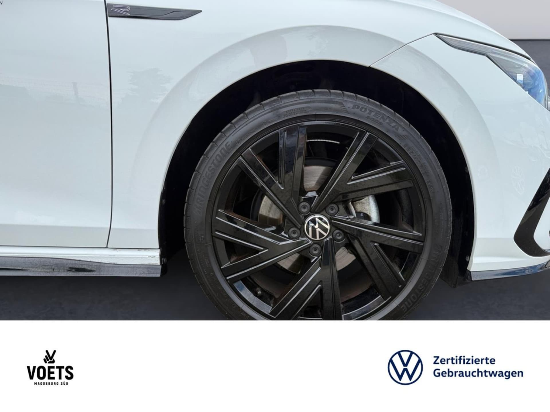 Volkswagen Golf R-Line