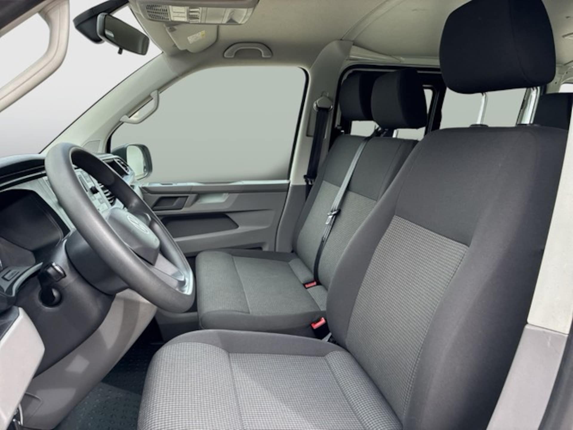 Volkswagen T6.1 Transporter Kombi kurzer Radstand