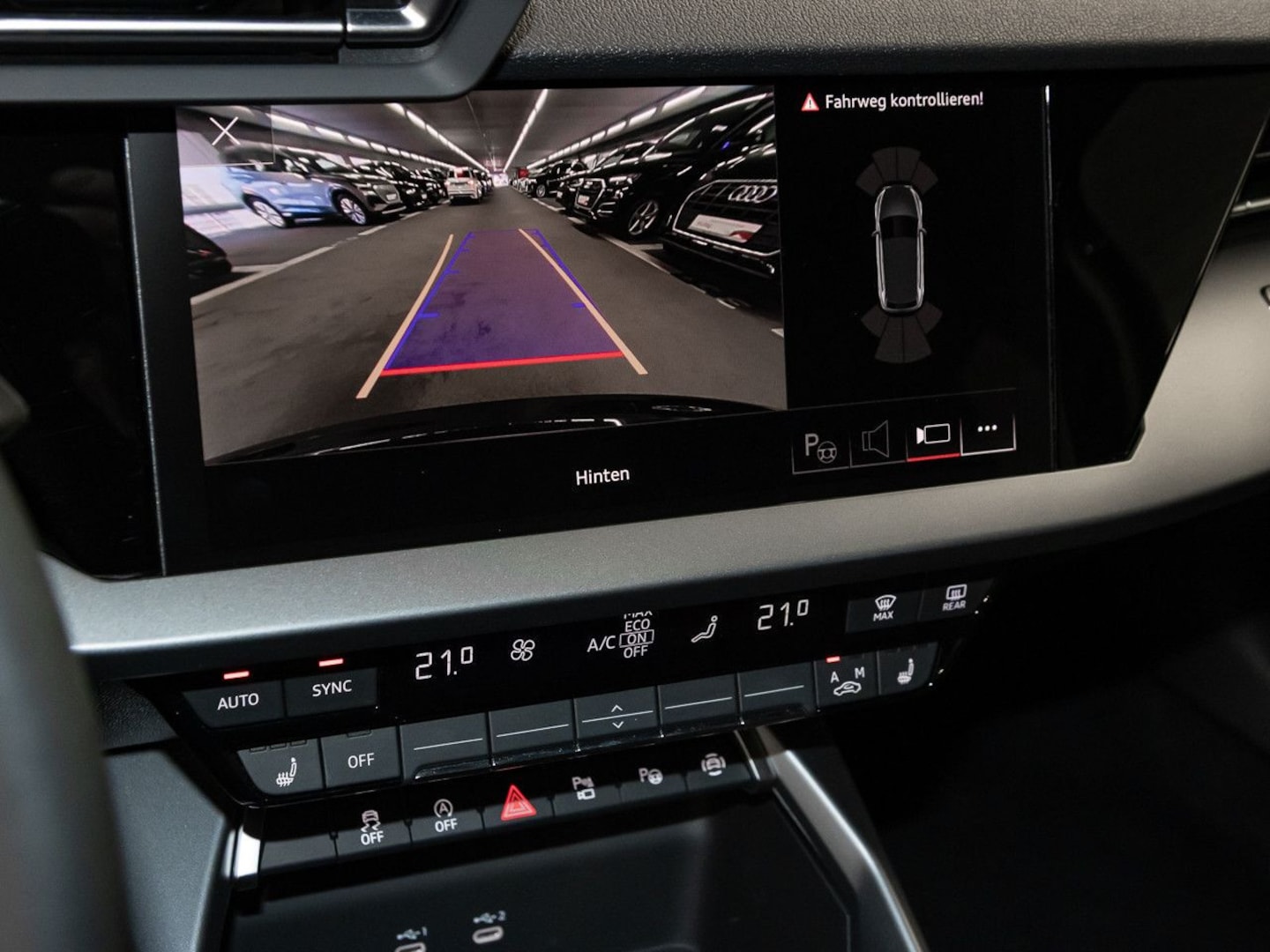 Bild über Audi A3 Sportback TDI S tronic - für weitere Informationen kontaktieren Sie den Audi Partner