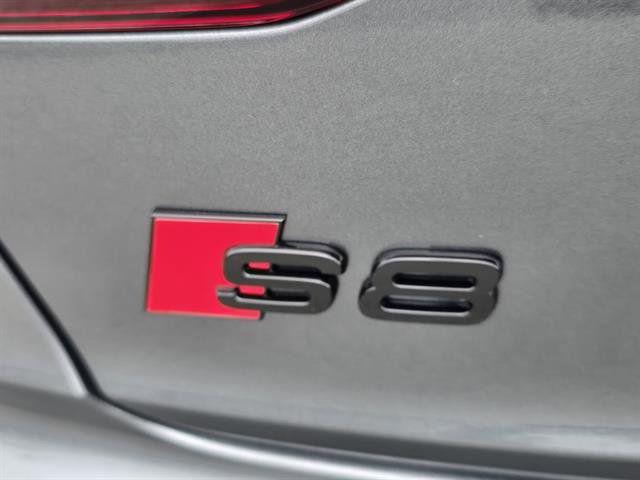 2025 Audi S8 Base - Photo 30