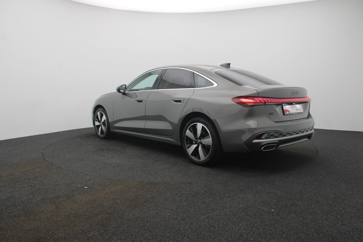 Bild über Audi A5 Limousine TFSI 110 kW S tronic - für weitere Informationen kontaktieren Sie den Audi Partner