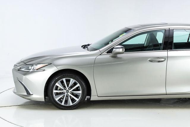 2019 Lexus ES 300h