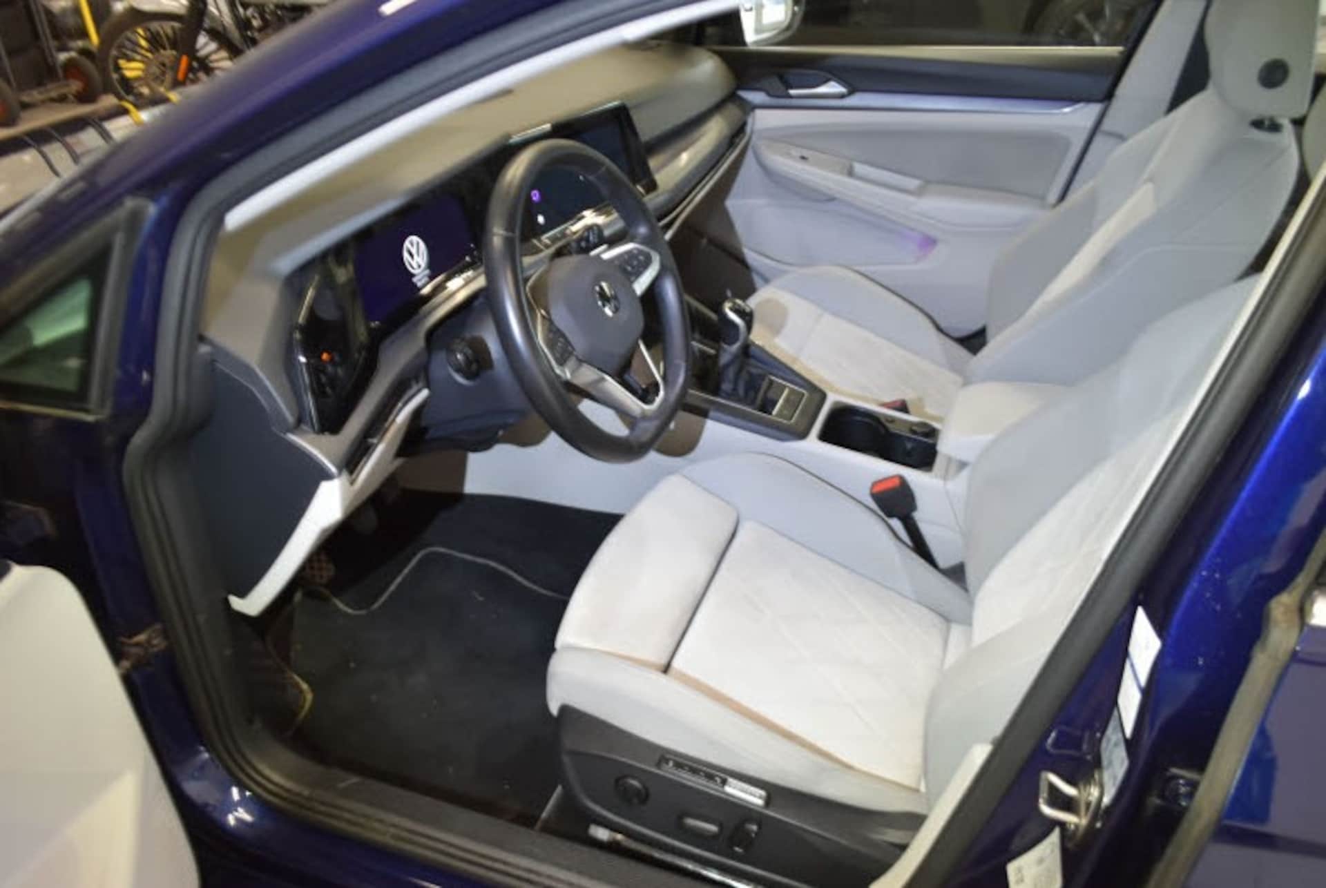 Volkswagen Golf Style