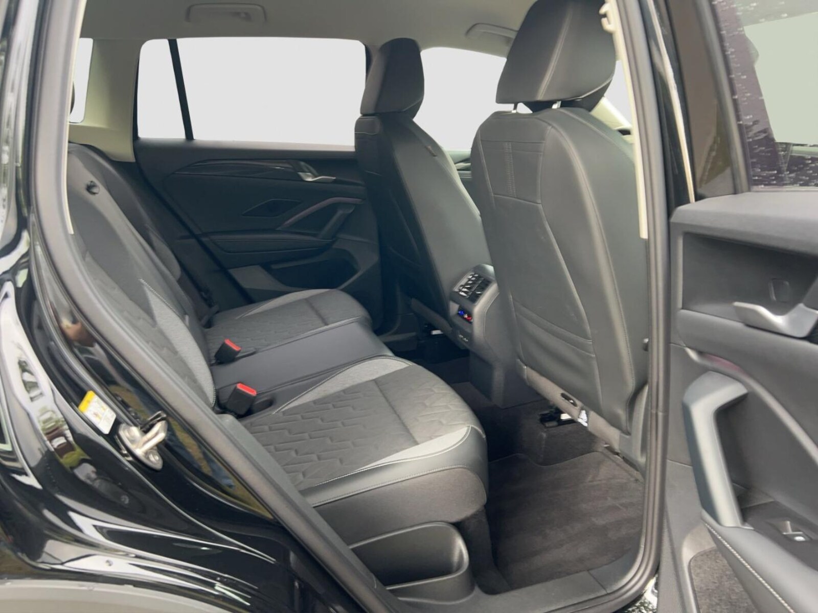 Volkswagen Tiguan – Bild 23