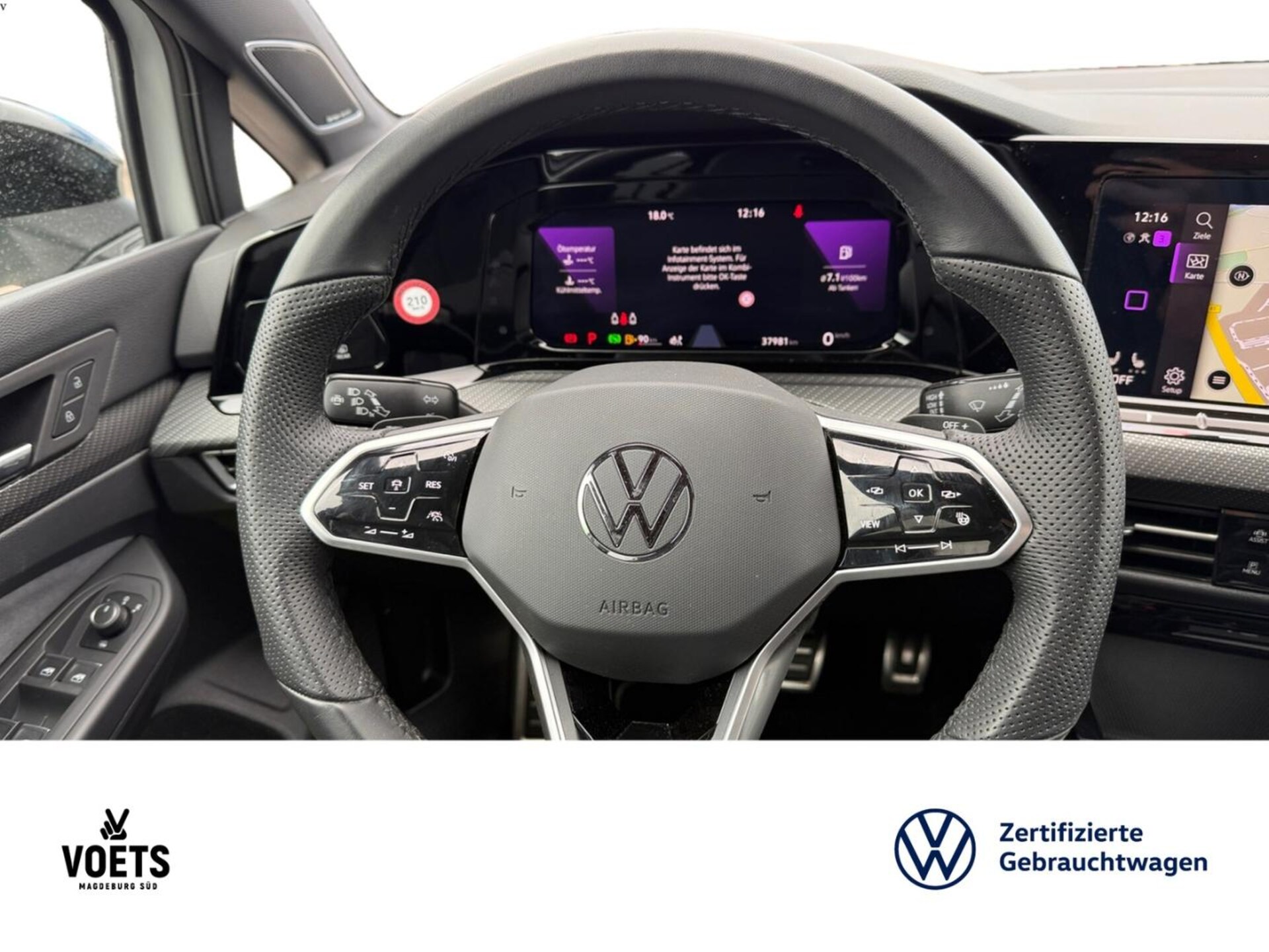 Volkswagen Golf R-Line