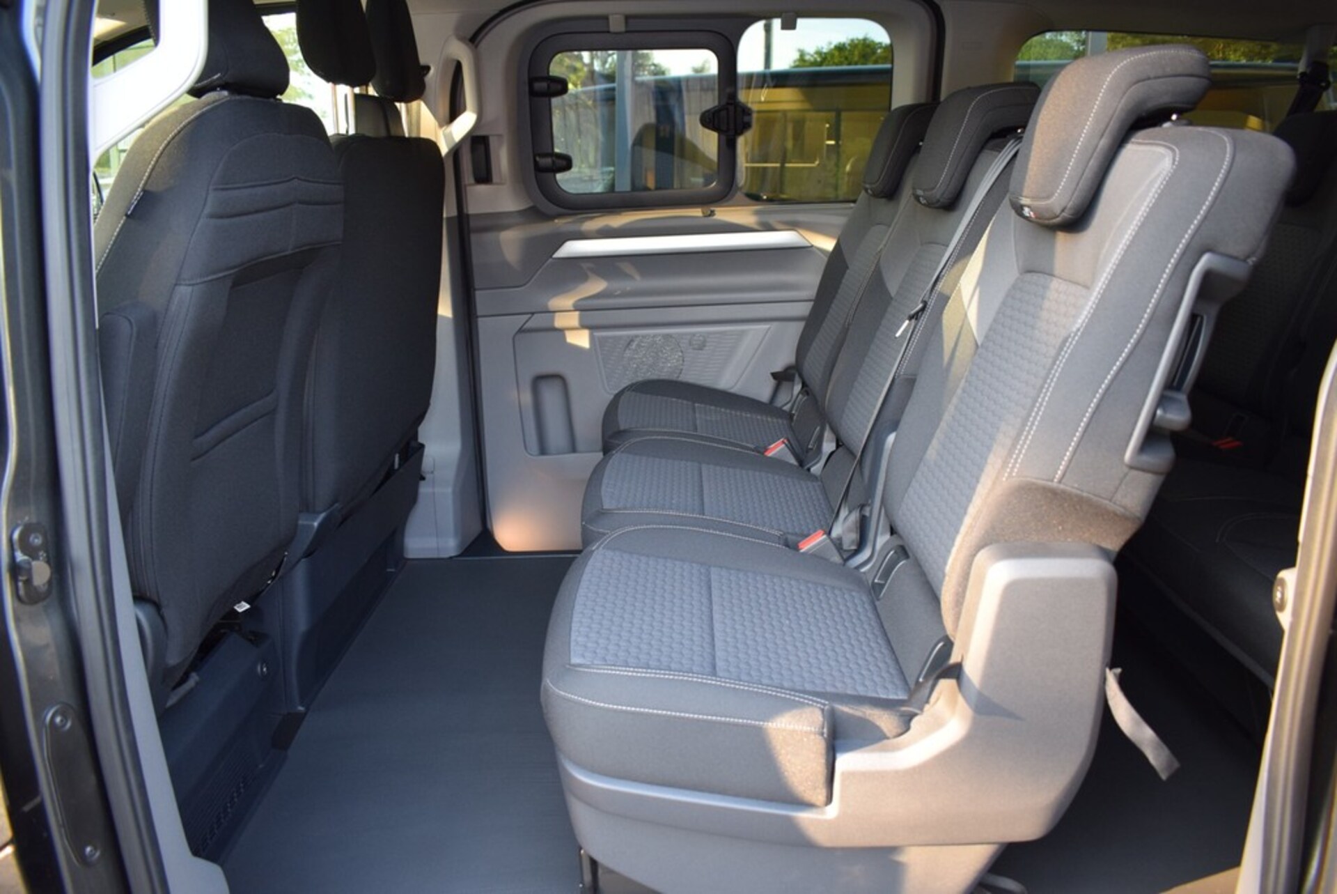 Volkswagen Caravelle langer Radstand Style