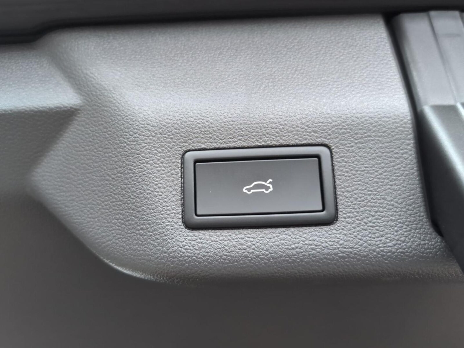 Volkswagen Multivan Langversion – Bild 16