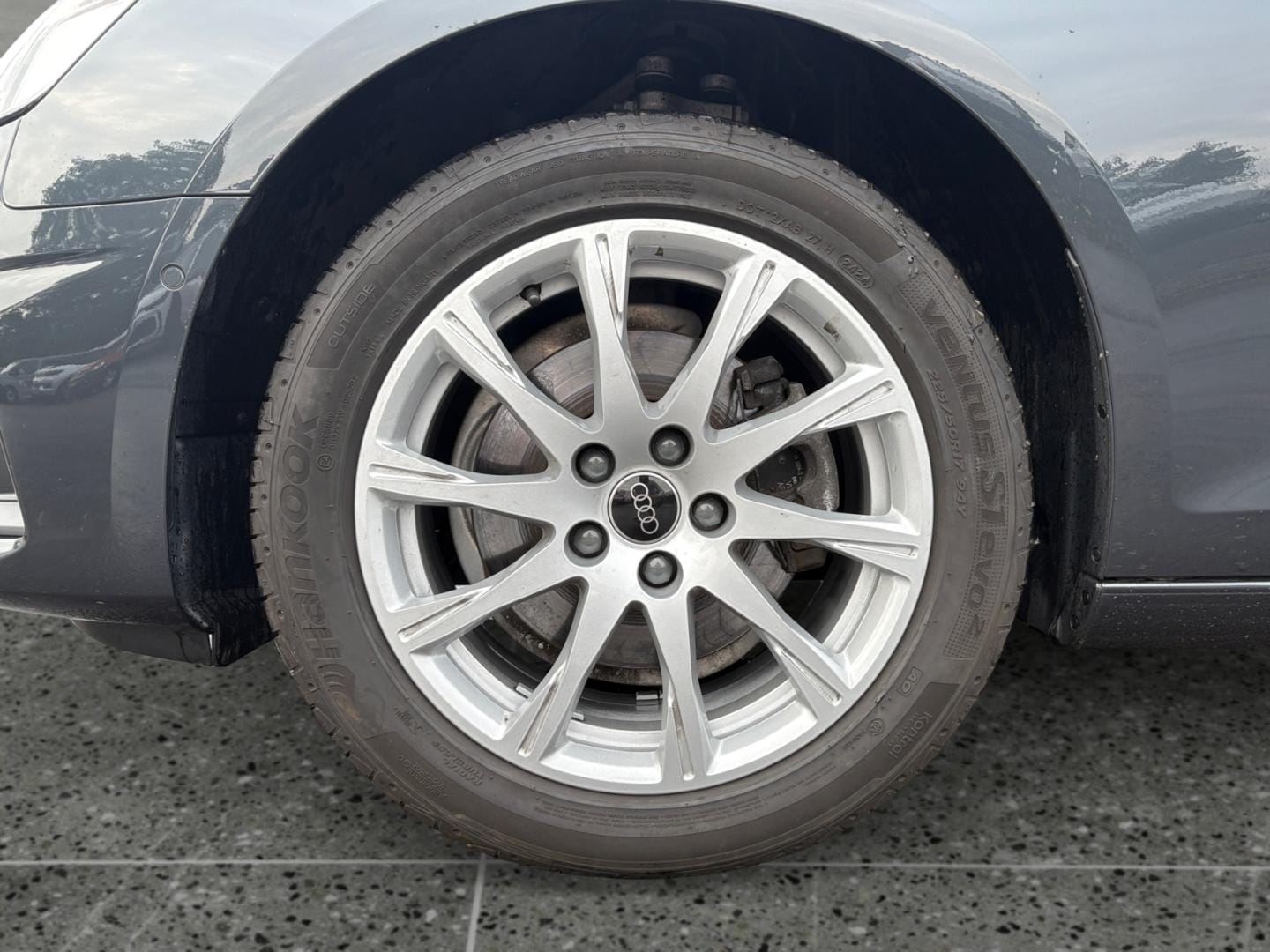 Bild über Audi A4 Avant 30 TDI S tronic - für weitere Informationen kontaktieren Sie den Audi Partner