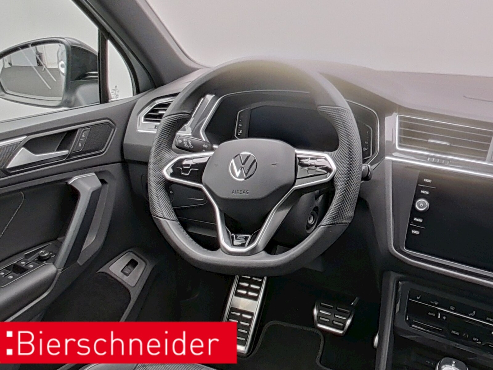 Volkswagen Tiguan – Bild 11