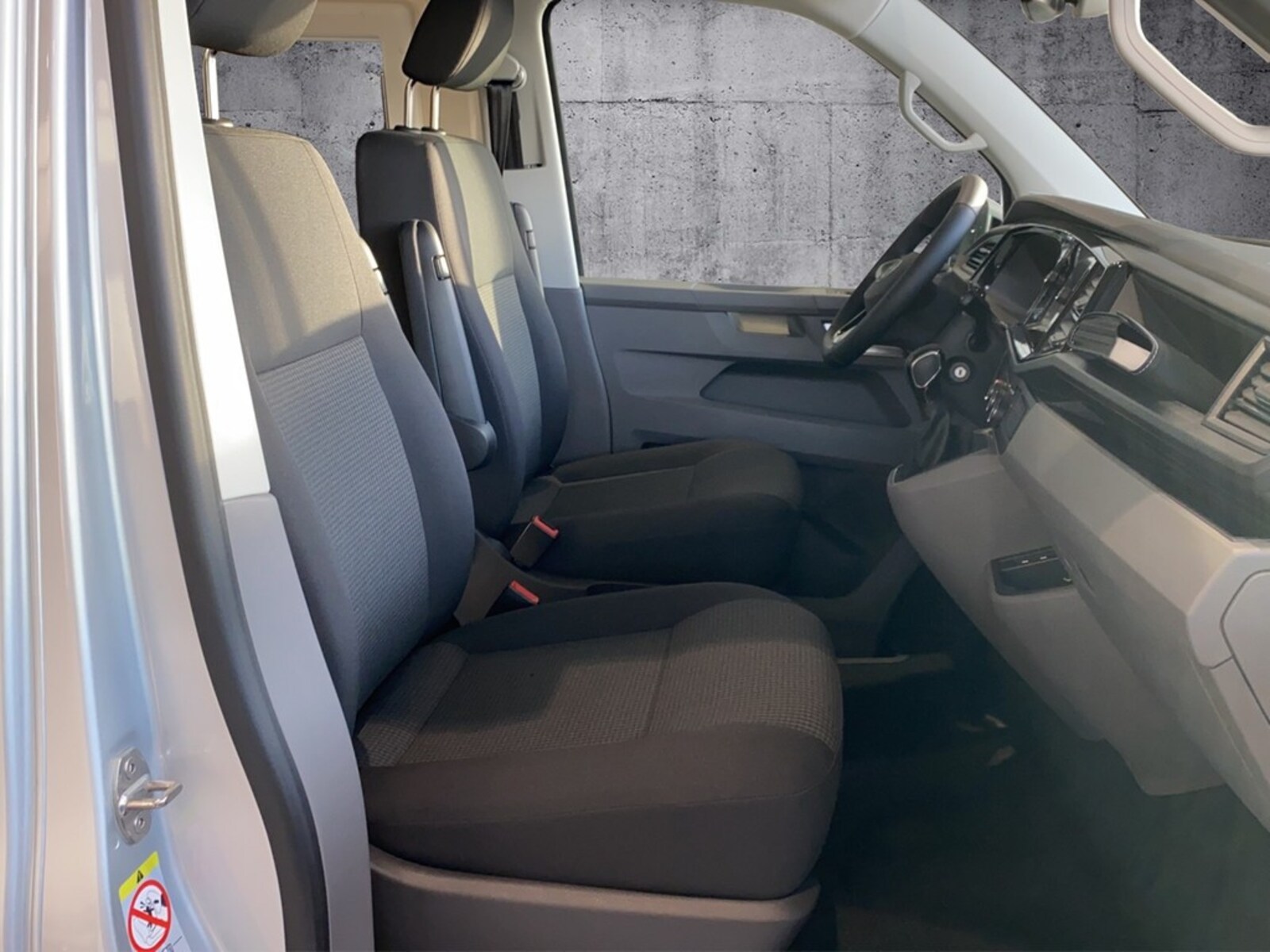 Volkswagen T6.1 Transporter Kasten kurzer Radstand – Bild 10