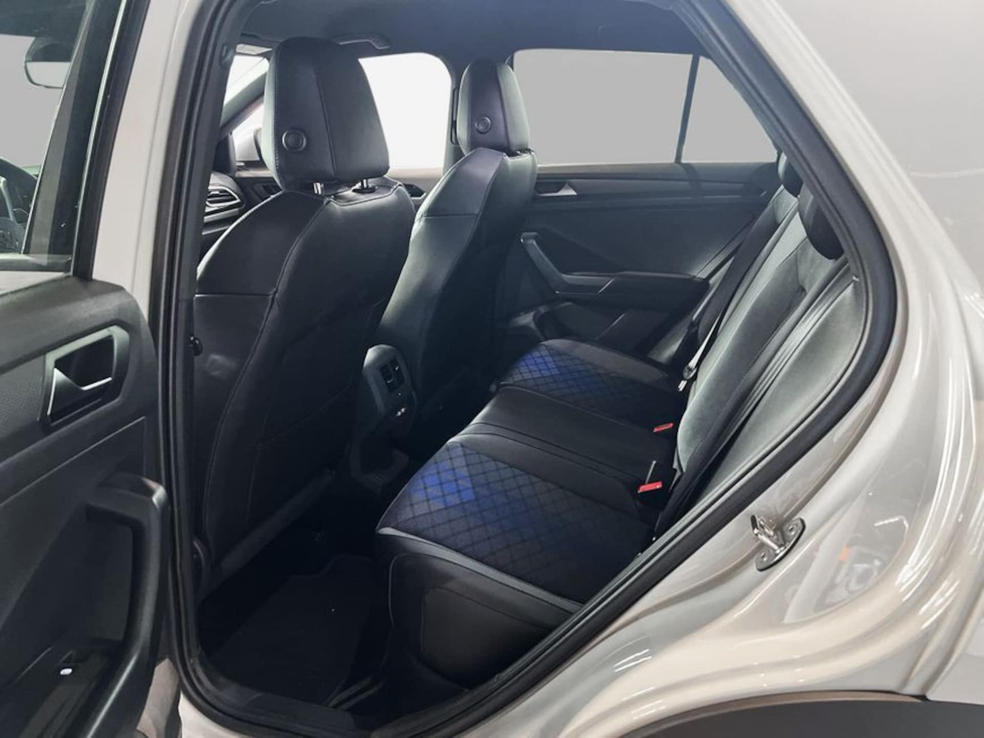 Volkswagen T-Roc R