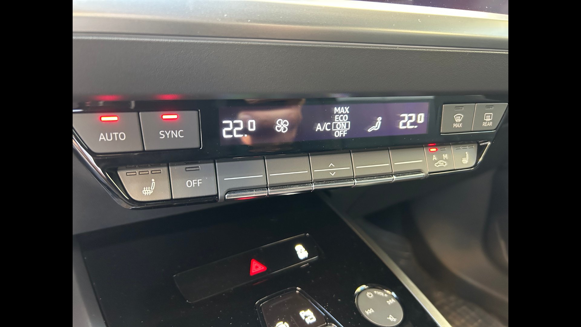 Image about Audi Q4 e-tron Business Advanced 40 e-tron 150,00 kW