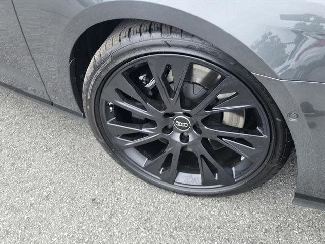 2025 Audi S8 Base - Photo 33