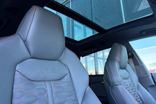 2026 Audi RS Q8 Base - Photo 14