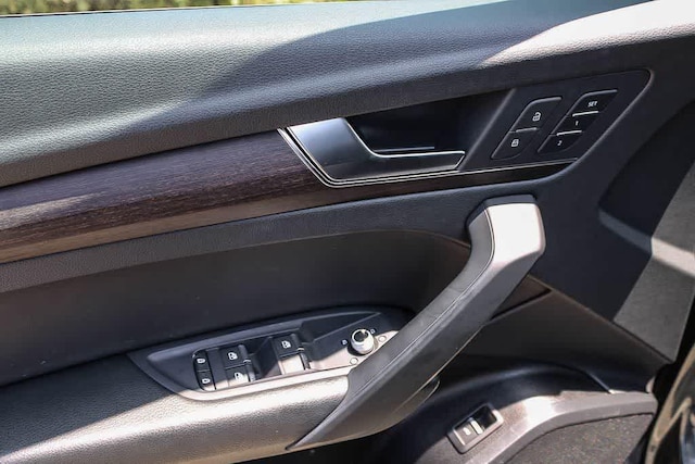 2023 Audi Q5 Premium - Photo 21