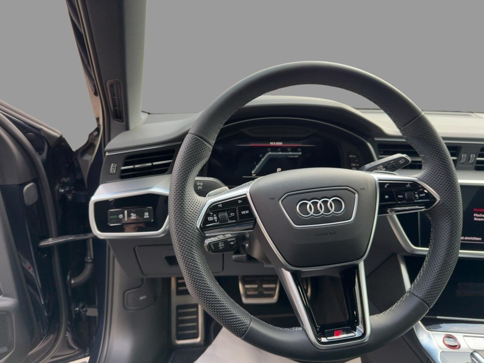 Audi S6 Avant