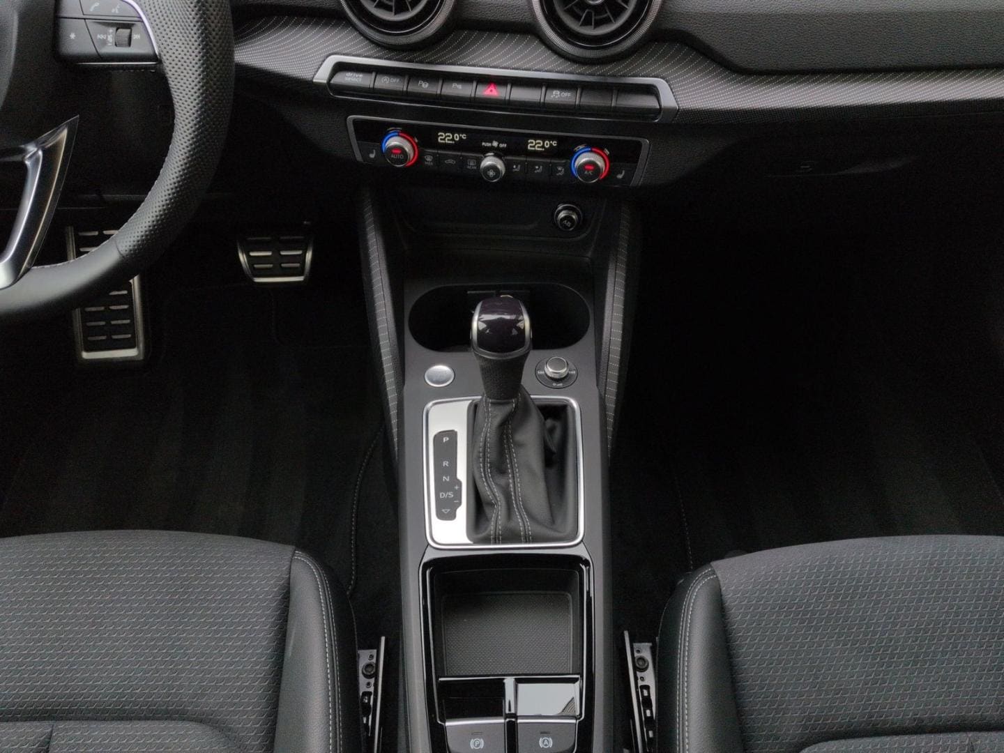 Bild über Audi Q2 advanced 35 TFSI S tronic - für weitere Informationen kontaktieren Sie den Audi Partner