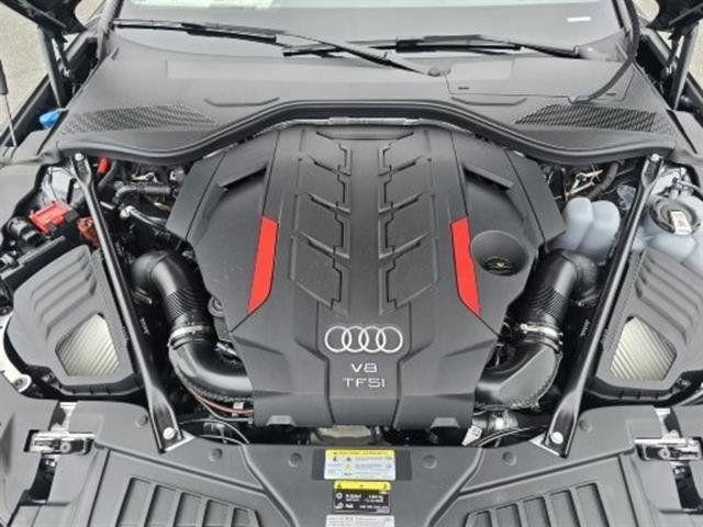 2025 Audi S8 Base - Photo 34