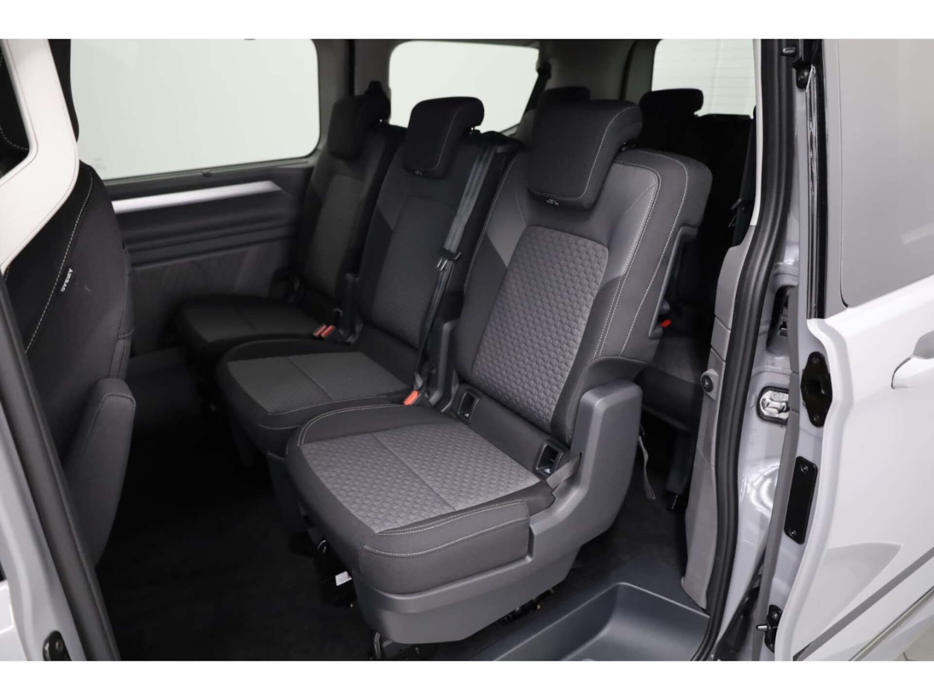 Volkswagen Caravelle Edition