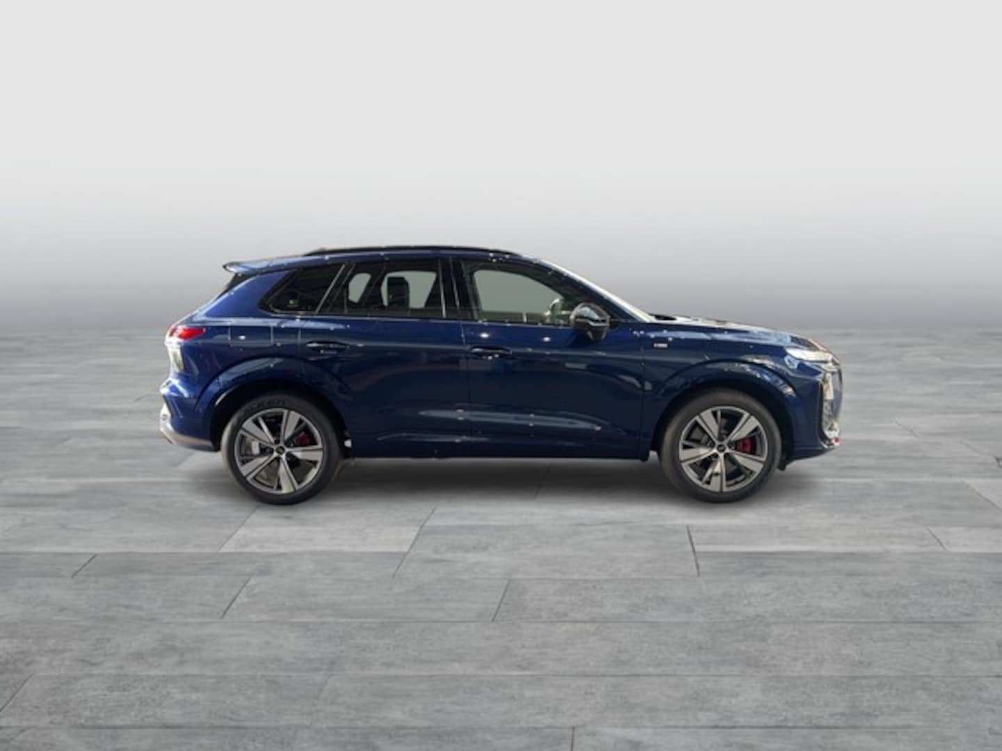 Bild über Audi Q3 SUV TDI 110 kW S tronic - für weitere Informationen kontaktieren Sie den Audi Partner