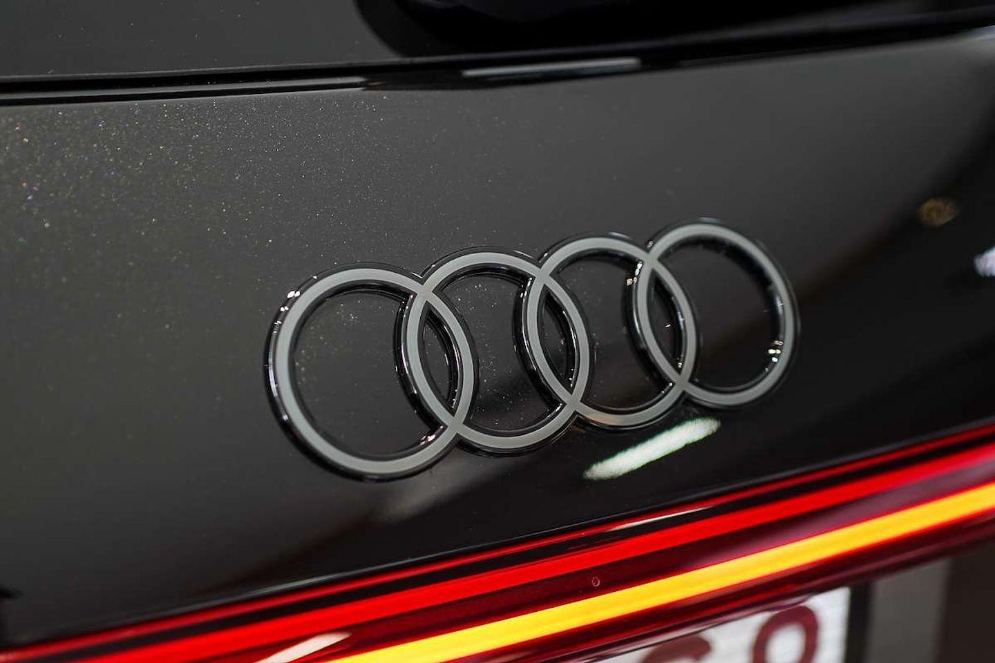 Image about Audi Q5 SUV TFSI quattro 200 kW sport