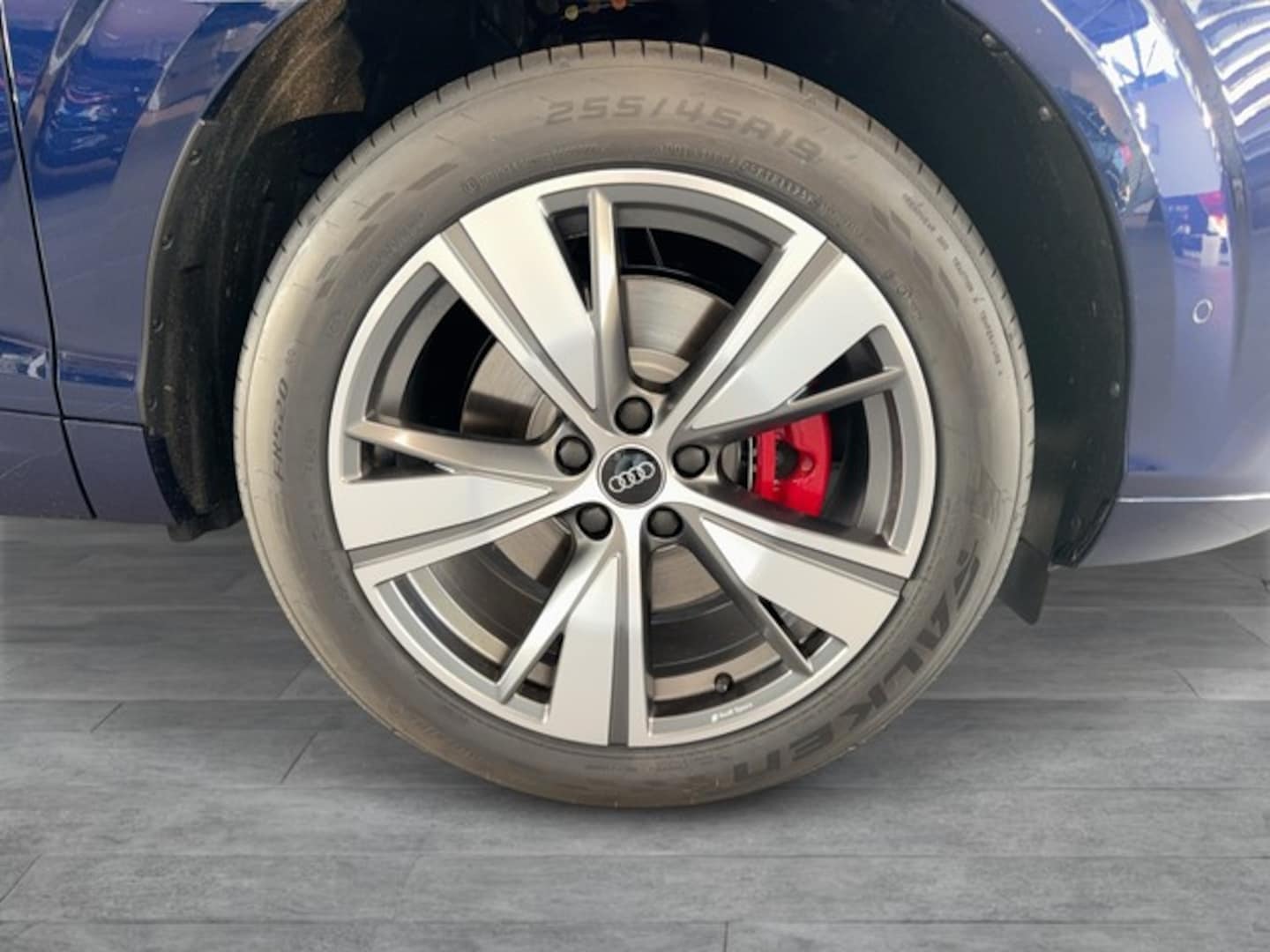 Bild über Audi Q3 SUV TDI 110 kW S tronic - für weitere Informationen kontaktieren Sie den Audi Partner