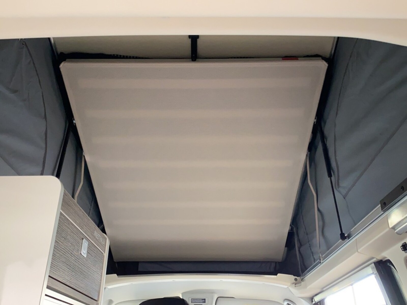 Volkswagen T6.1 Transporter Kasten kurzer Radstand – Bild 24