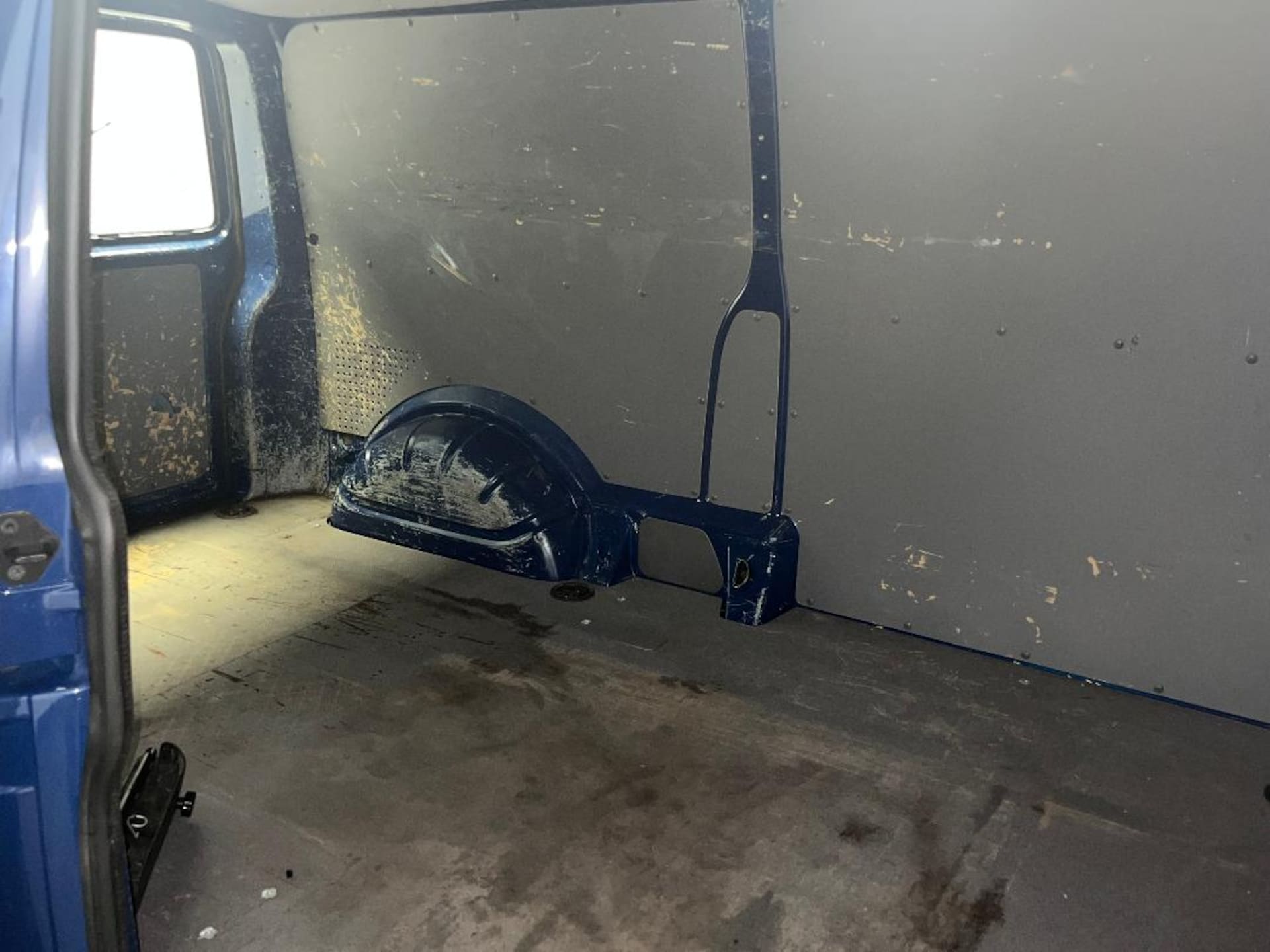 Volkswagen T6.1 Transporter Kasten langer Radstand