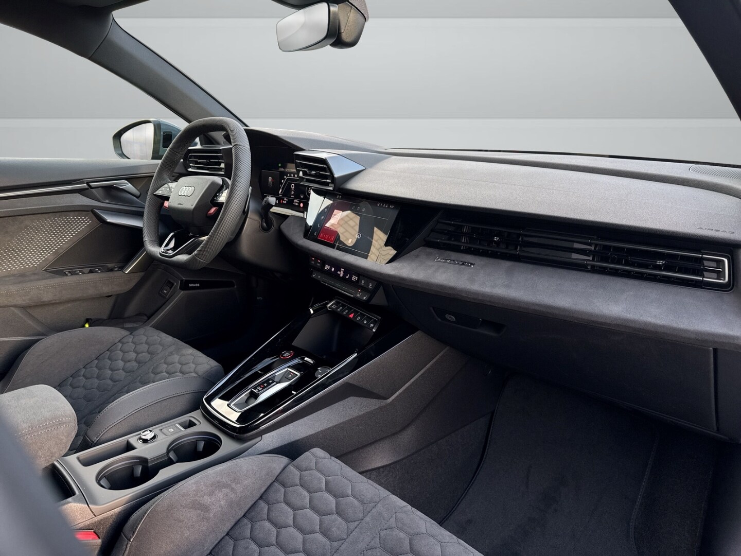 Image about Audi RS 3 Sportback TFSI quattro S tronic